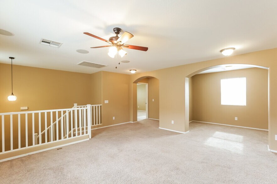 Building Photo - 3617 S Winter Ln