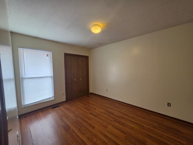 Building Photo - 1509 Whitehall Blvd