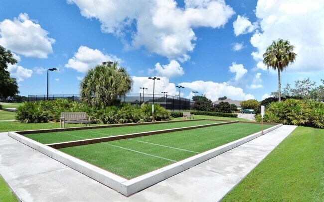 Building Photo - 9480 High Gate Dr