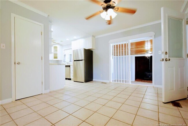 Building Photo - 5330 Plateau Ct