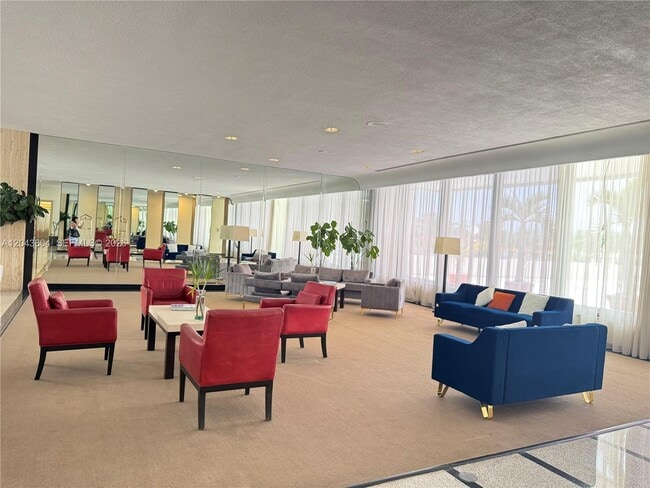 Building Photo - 5838 Collins Ave