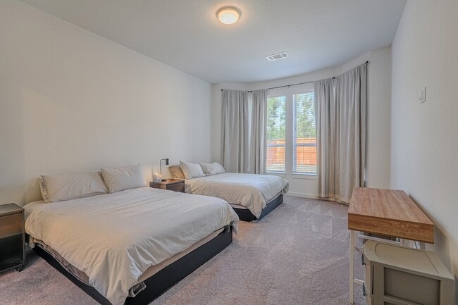 Building Photo - 662 Lost Maples Bend Ln