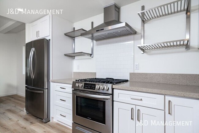 Building Photo - 3333 Reynard Way