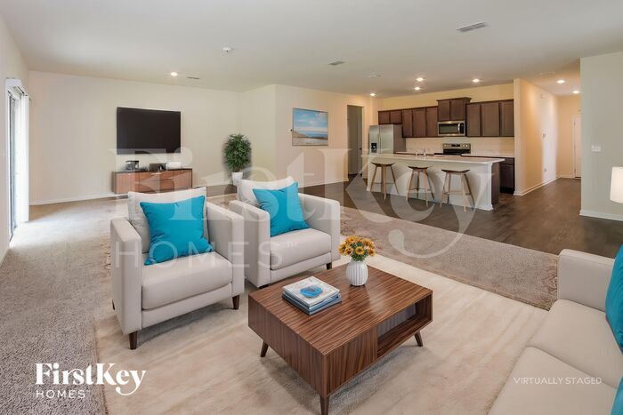 Building Photo - 5835 Calvary Dr
