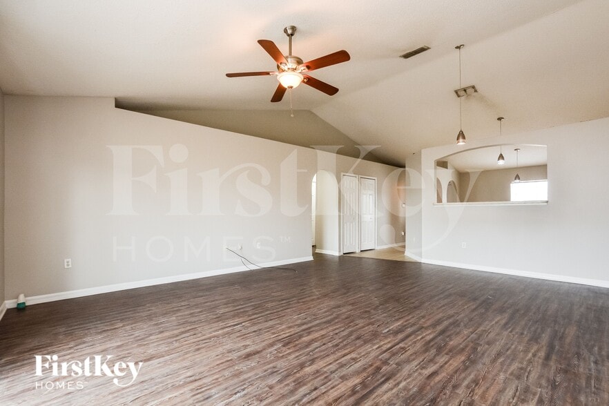 Building Photo - 2189 Rio Grande Canyon Loop