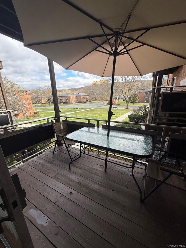 Building Photo - 42 Tanager Rd