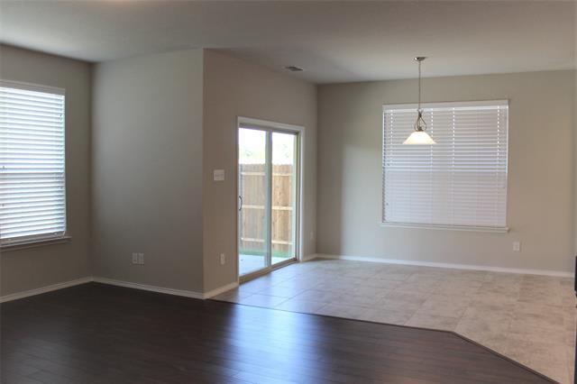 Building Photo - 5529 Las Lomas Ln