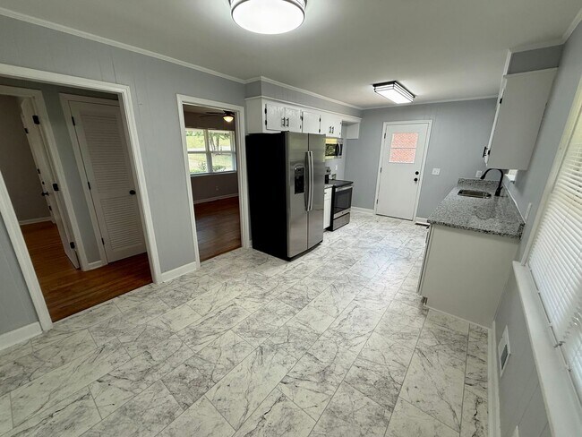 Building Photo - 2457 Derwent Dr