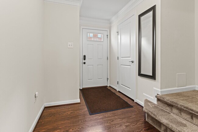 Building Photo - 6405 Walcott Ln