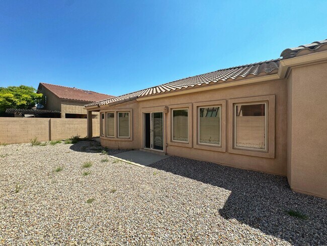 Building Photo - 4319 Summer Hill Ln NW