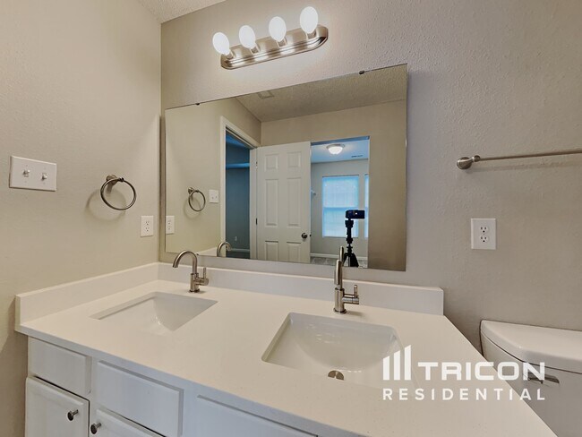 Building Photo - 4438 Kellybrook Dr