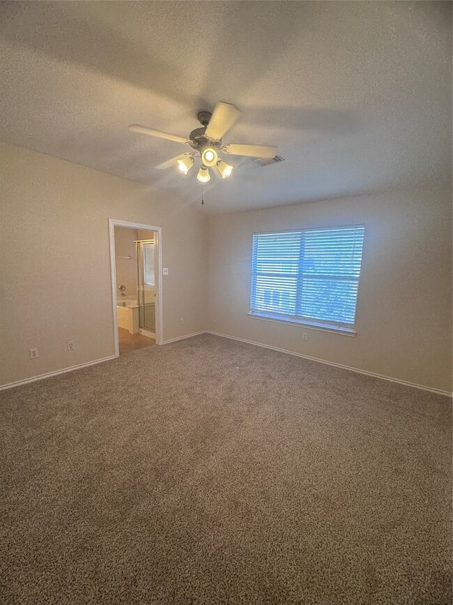 Building Photo - 6213 Stoney Creek Dr