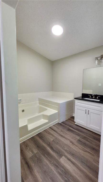 Building Photo - 7847 Sugarland Dr