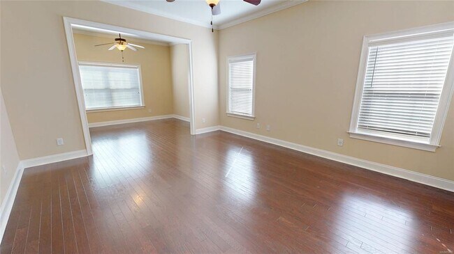 Building Photo - 170 S Charleson Crossing