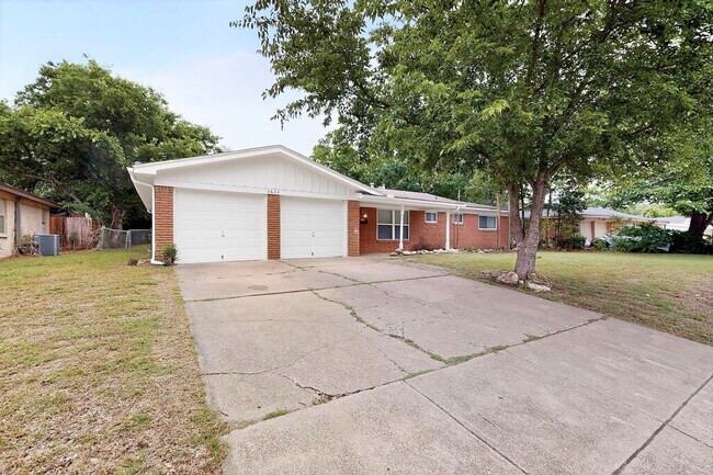Building Photo - 3BR/2BA North Richland Hills Home with Updated Finishes