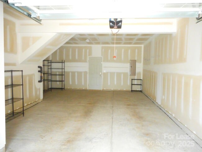 Building Photo - 12009 Chesapeake Mallard Dr