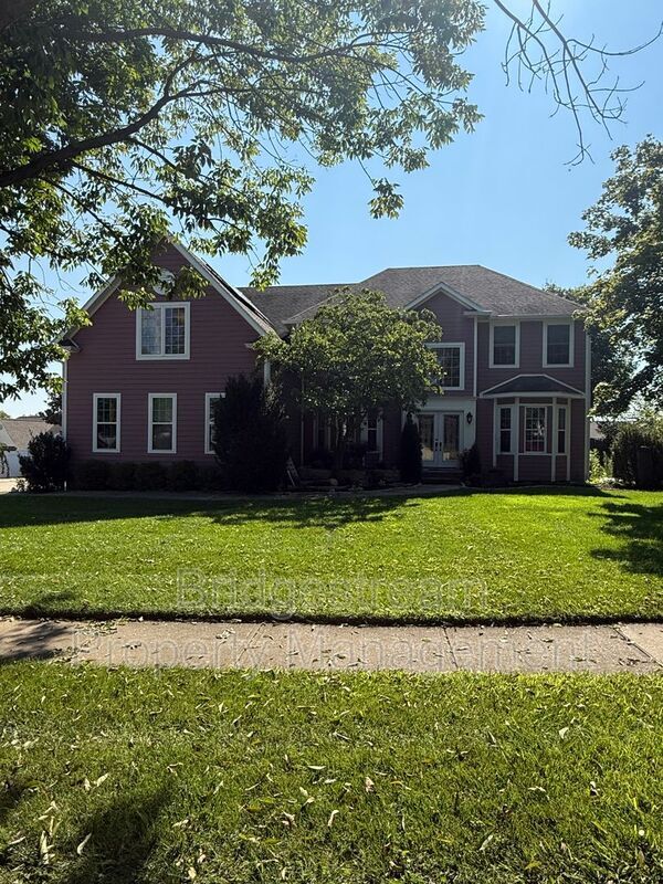 Building Photo - 7425 Pelbrook Farm Dr