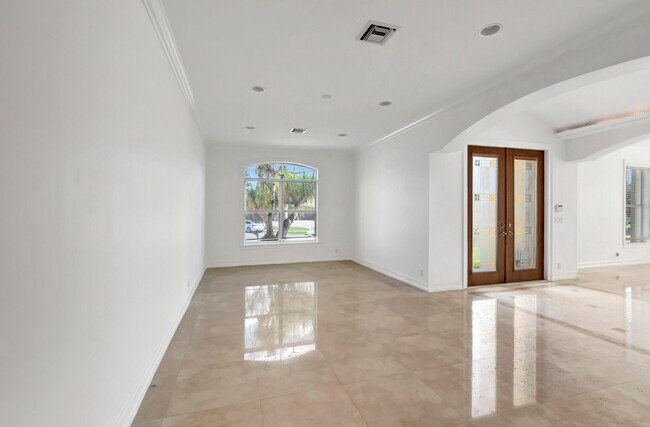 Building Photo - 22164 Verbena Way