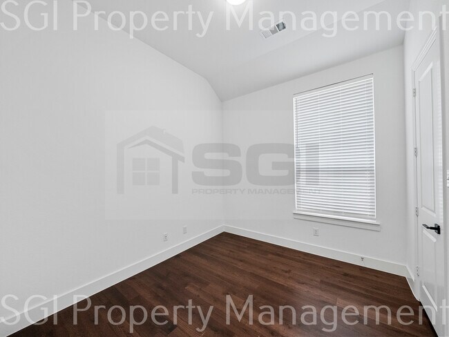 Building Photo - 4125 Sweet Birch Dr