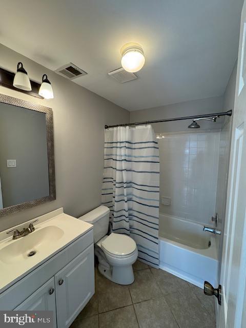 Building Photo - 15661 Montview Dr