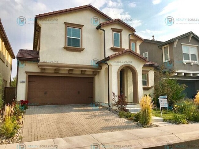 Primary Photo - Beautiful 3-Bedroom Home in South Meadows ...