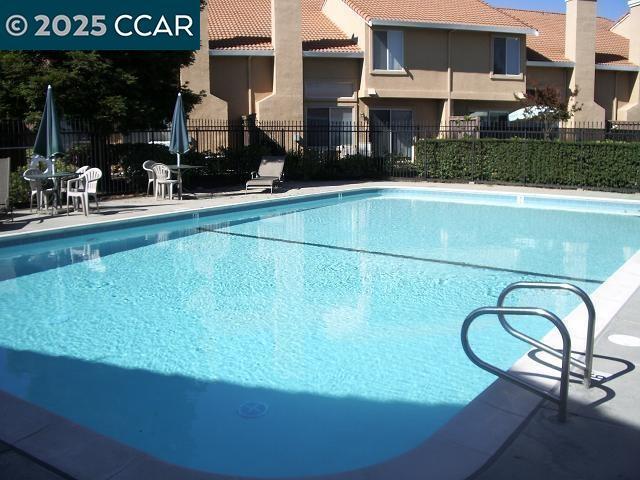 Building Photo - 4324 Conejo Dr