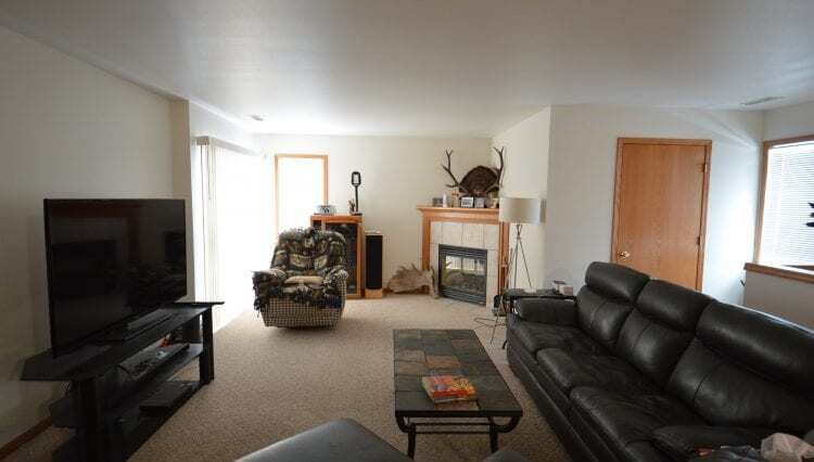 Building Photo - 273 Meadowside Dr