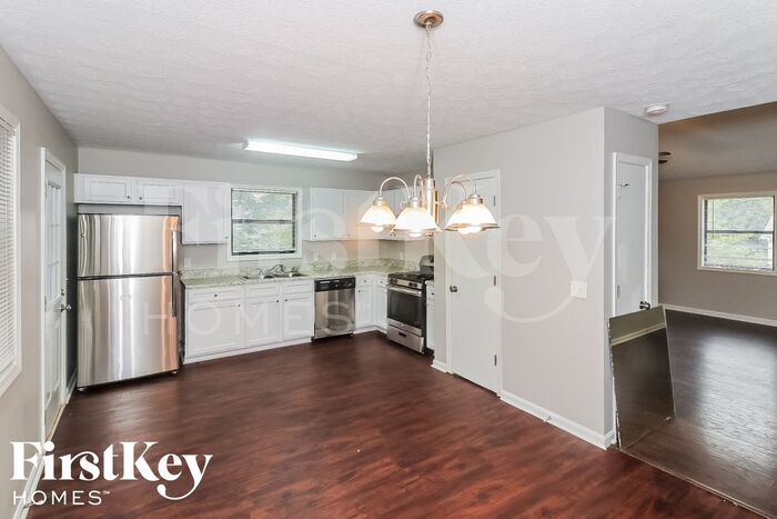 Building Photo - 1190 Lightfoot Dr