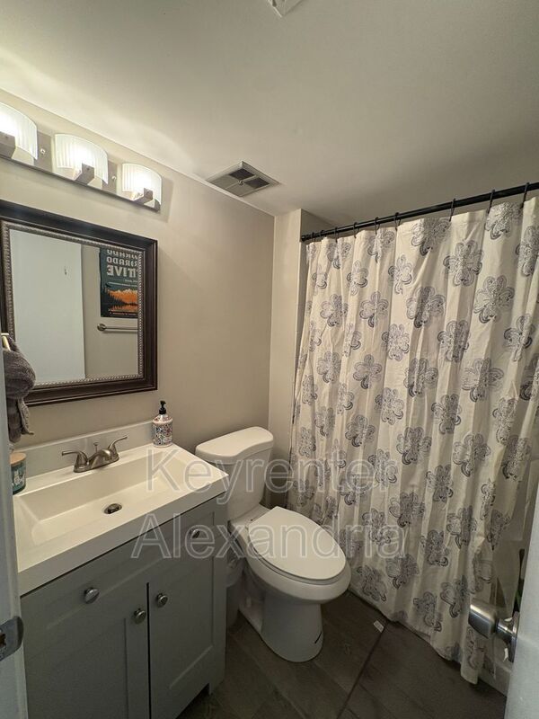 Building Photo - 5822 Bridgetown Ct