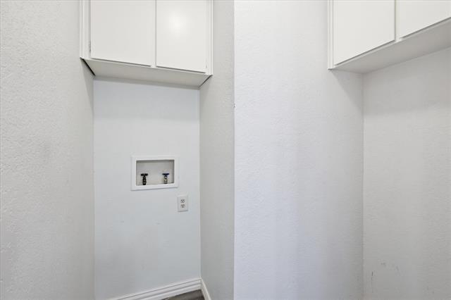 Building Photo - 7208 Misty Meadow Dr S