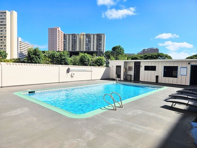 Building Photo - 5122 Likini St