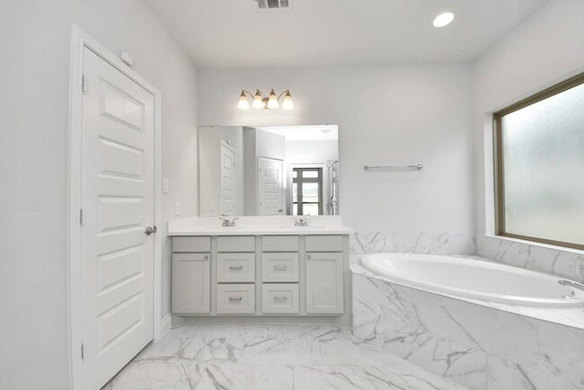 Building Photo - 19414 Trotter Cp Trl