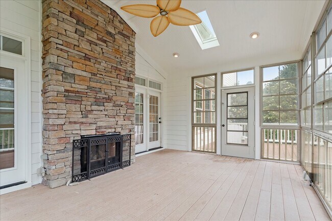 Building Photo - 106 Grannon Ct