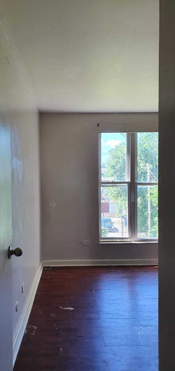 Building Photo - 4023 W Carroll Ave