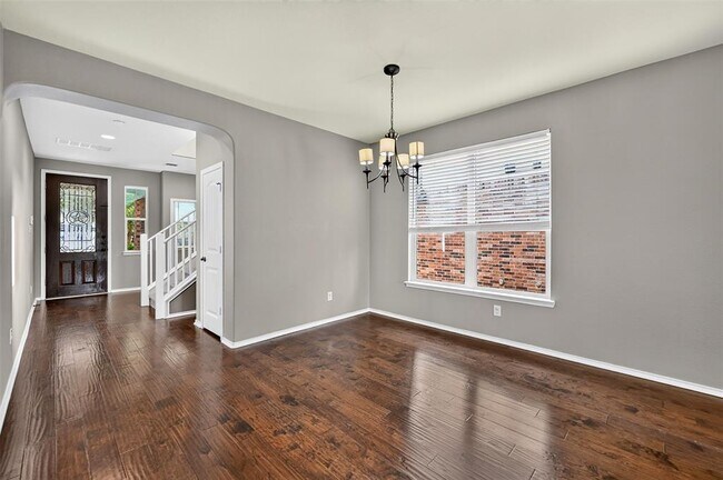 Building Photo - 1049 Clove Hitch Dr