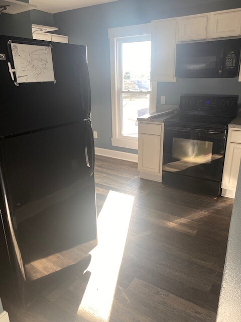 Building Photo - 6 E Ross St