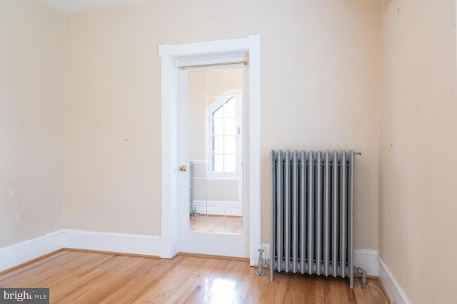 Building Photo - 804 20th St S