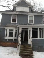 Building Photo - 529 Parsells Ave
