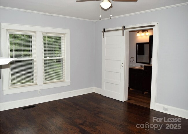 Building Photo - 234 N Eastway Dr