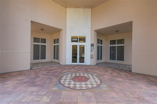 Building Photo - 2000 Salzedo St