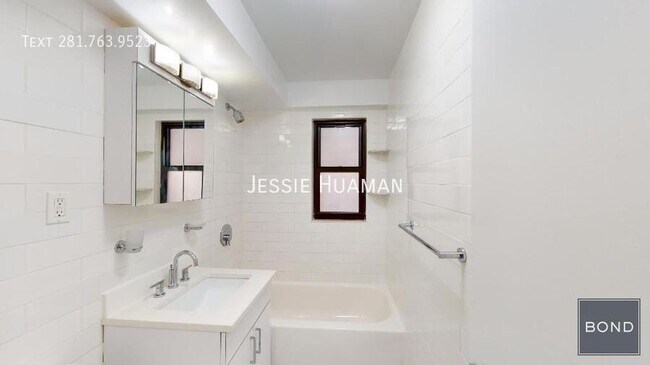 Building Photo - 405 E 56th St