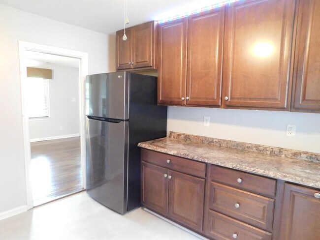 Building Photo - 13940 Ramblewood Dr
