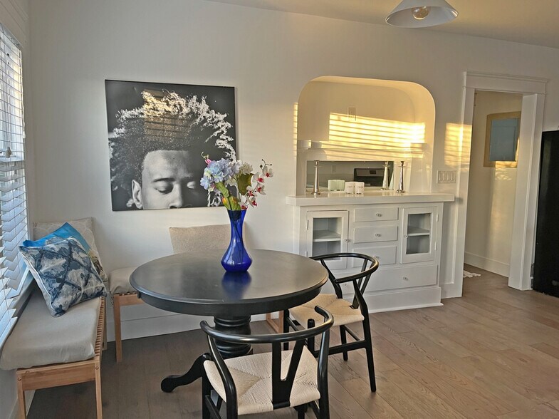 Dining Area - 2639 3rd St
