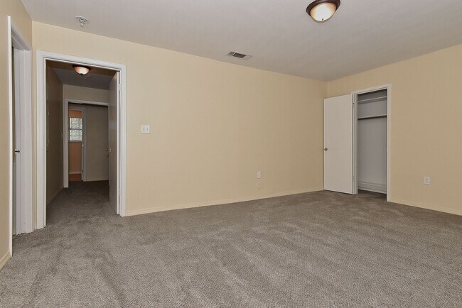 Building Photo - STANFORD.3406 A-B