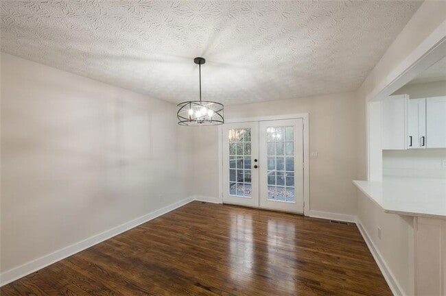 Building Photo - 237 Park Ave