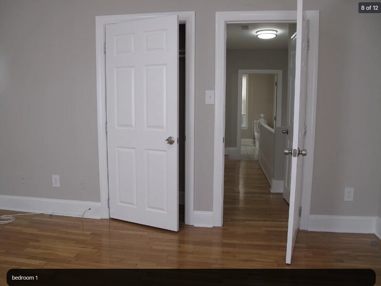 Building Photo - 3728 Midvale Ave