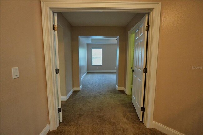 Building Photo - 6937 Dolce Way