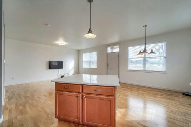 Building Photo - 9901 E 26th Ave