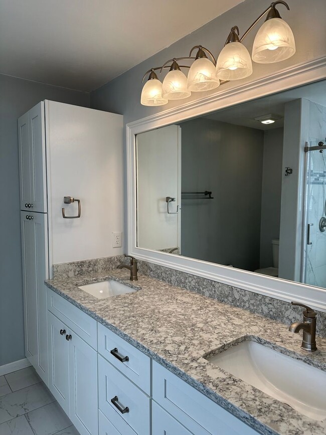 Building Photo - Gorgeous Deerfield Plantation 4 Bed 2.5 Ba...