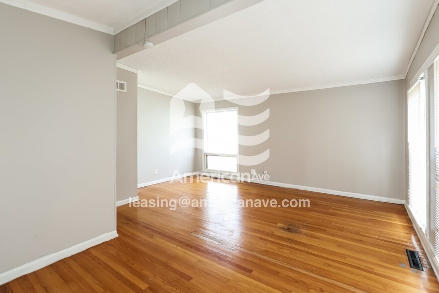 Building Photo - 3012 N 34th St